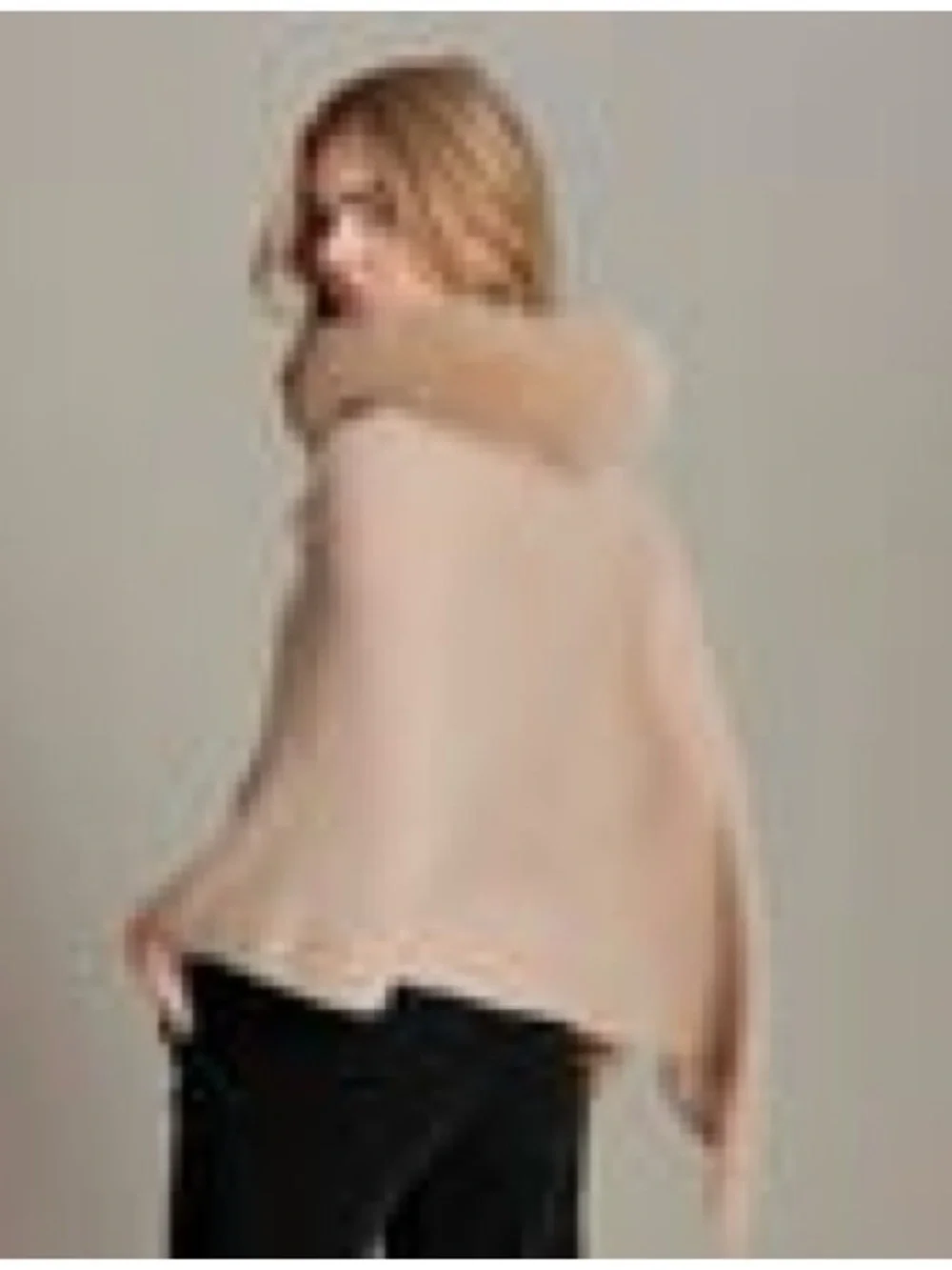 NWT Alashan 100% Cashmere LUXE Windchill Fox Trim Topper